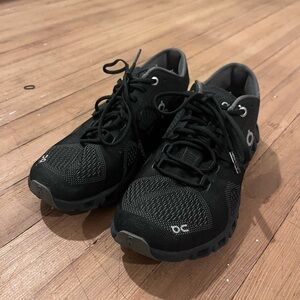 On Running Cloudtec Sneakers